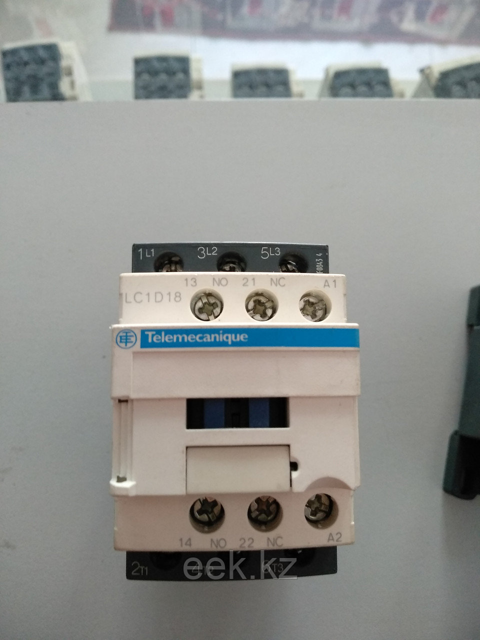 Контактор LC1D18M7