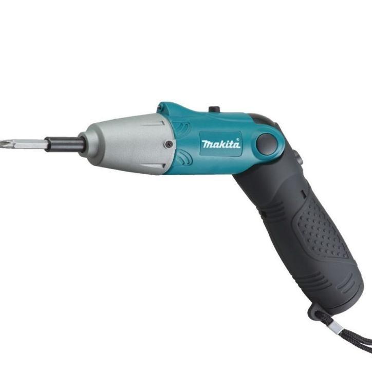 Отвертка аккумуляторная Makita 6723DW