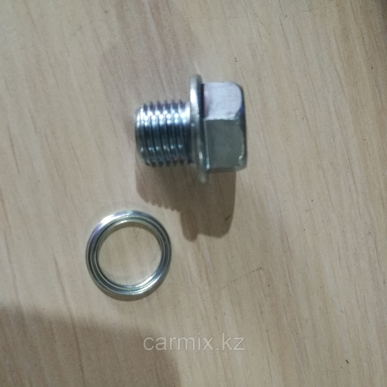 Болт картера (пробка сливная масляного поддона двигателя) MITSUBISHI MONTERO SPORT K96W, K99W, ORIGINAL