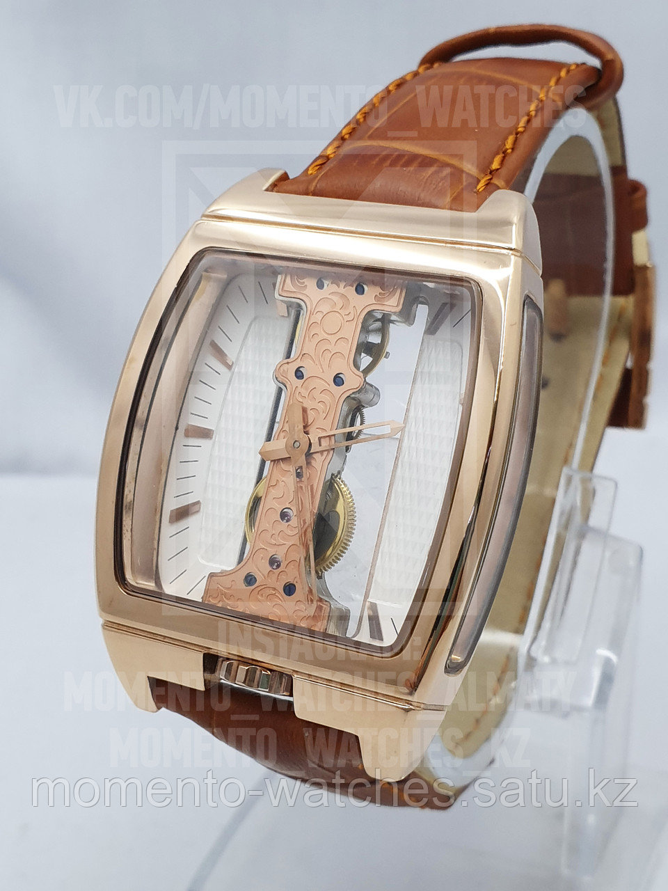 Мужские часы Corum