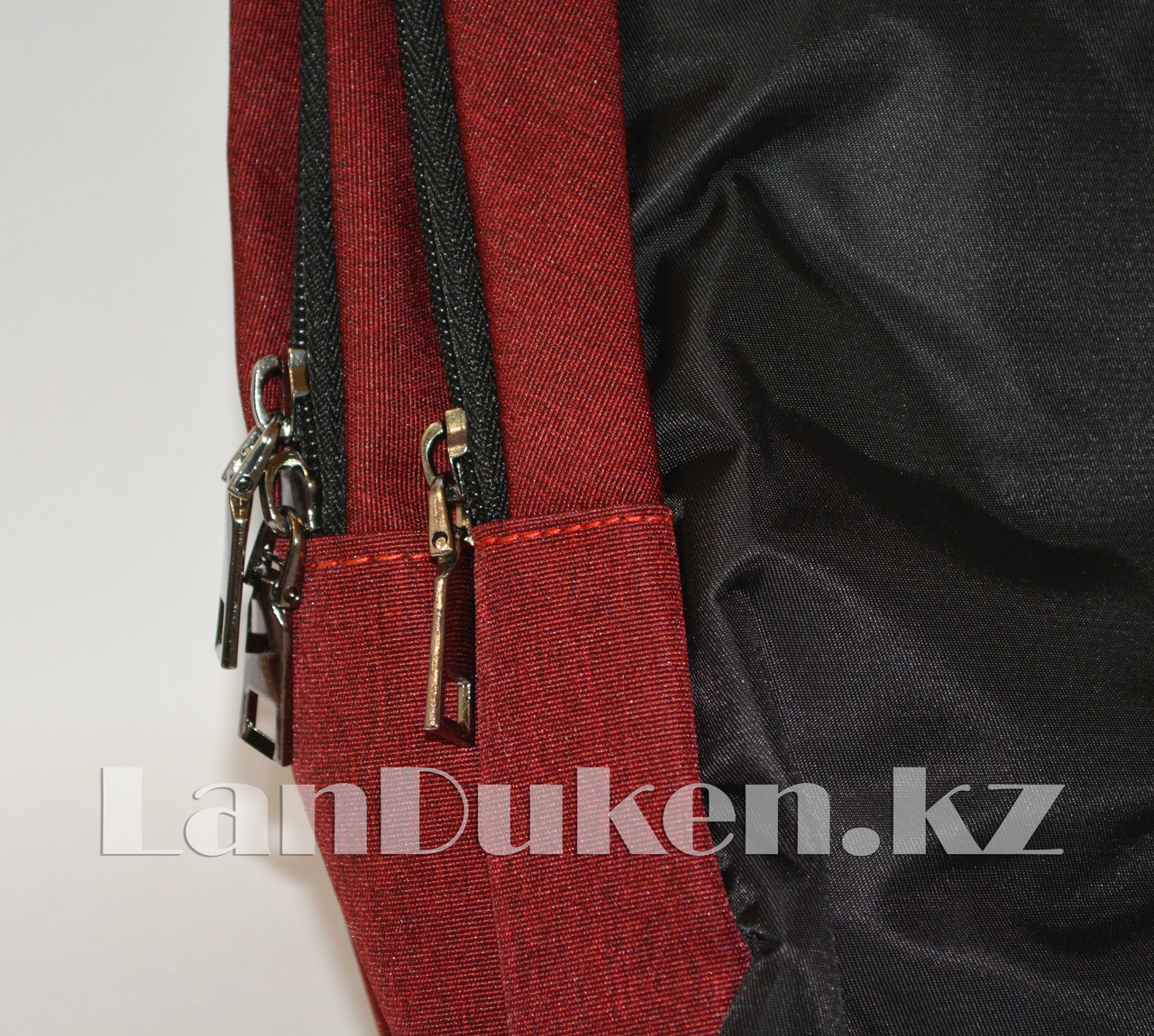 Городской рюкзак антивор с кодовым замком, AUX и USB выход, со светоотражающей полоской красная 6701# - фото 4 - id-p63336554