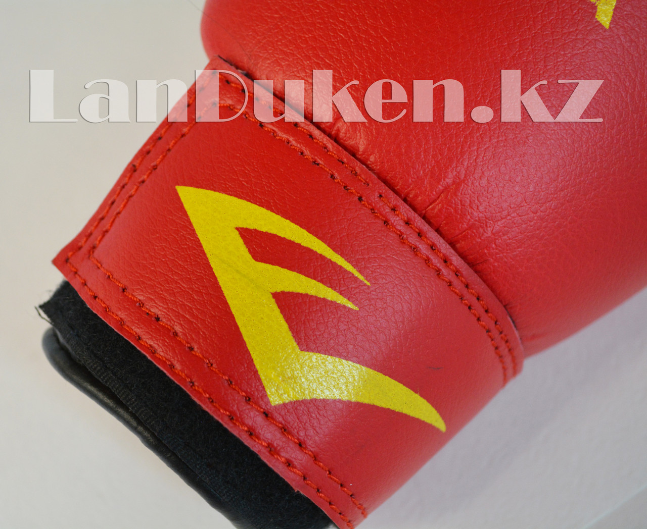 Детские перчатки для бокса Everlast красные OZ-4 - фото 5 - id-p63353992