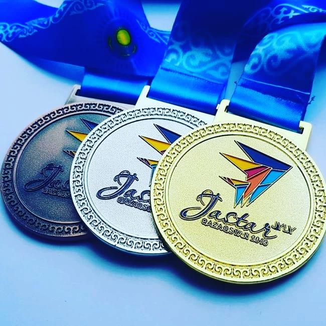 Медаль Жастар жылы 65 мм, фото 1