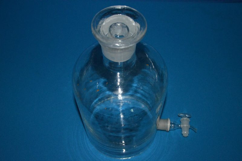 Склянка с тубусом под дистиллированную воду (20 л)