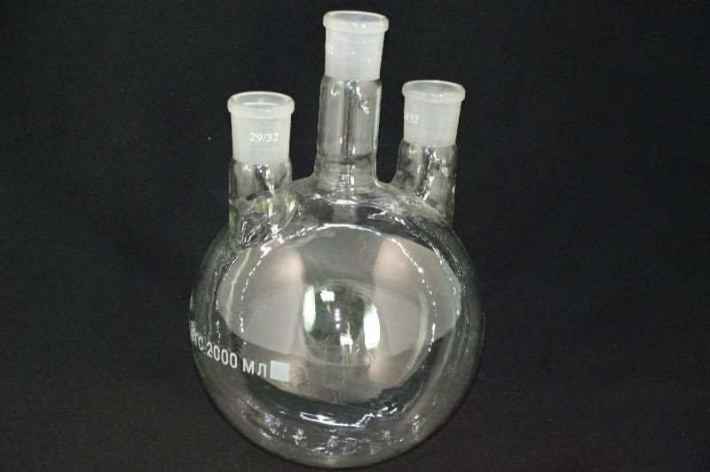Колба круглодонная КГП-3-1-2000 с 3-мя параллельными горловинами со шлифом 29-29-29
